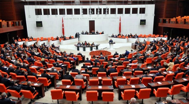 Devrim Yaratacak Paket Mecliste!
